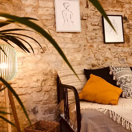 Le Moka Charmant Appartement Au Coeur De Ville Nîmes Exterior foto